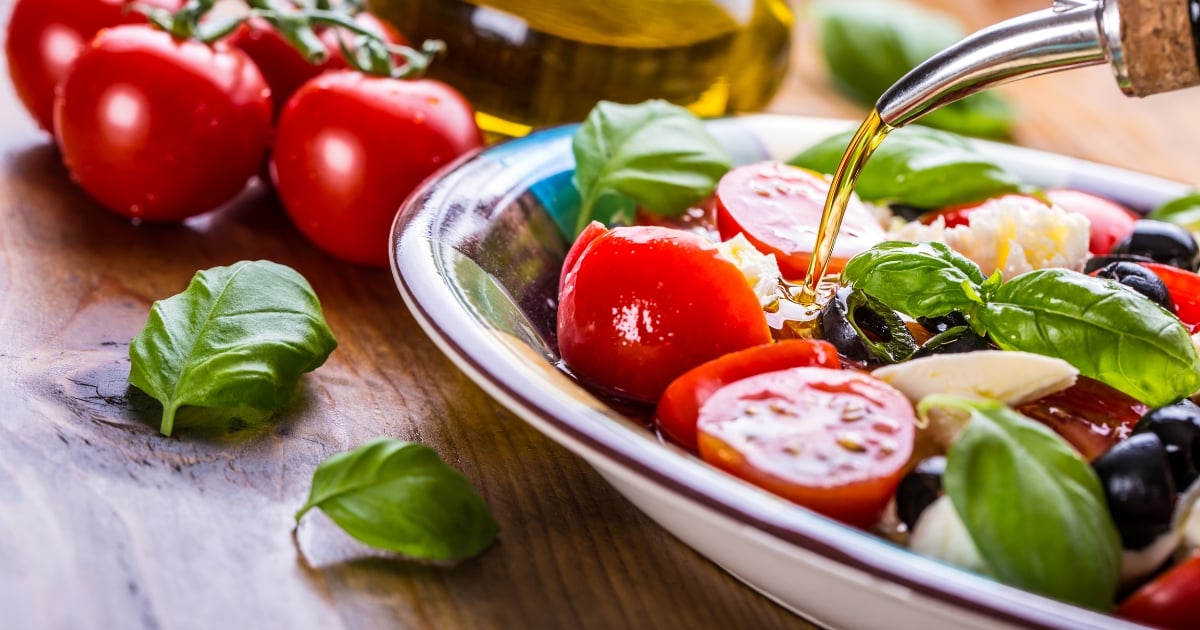 Assuaged-Blog-Tomato-Basil-Olive-Salad-Oil-Image