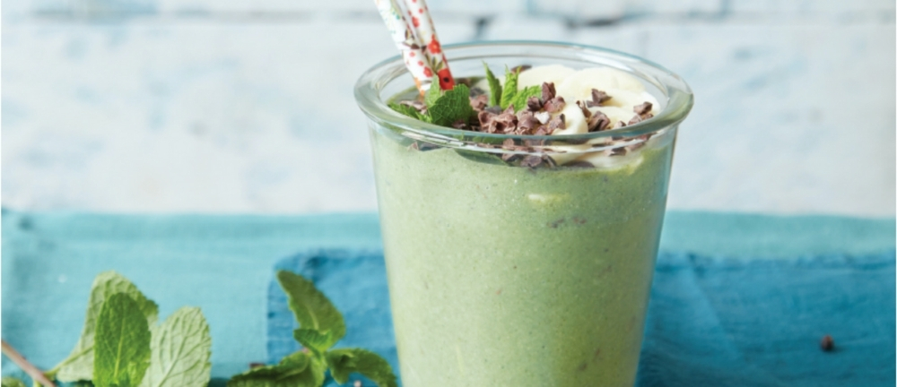 Mint Chocolate Chip Protein Superfood Smoothie