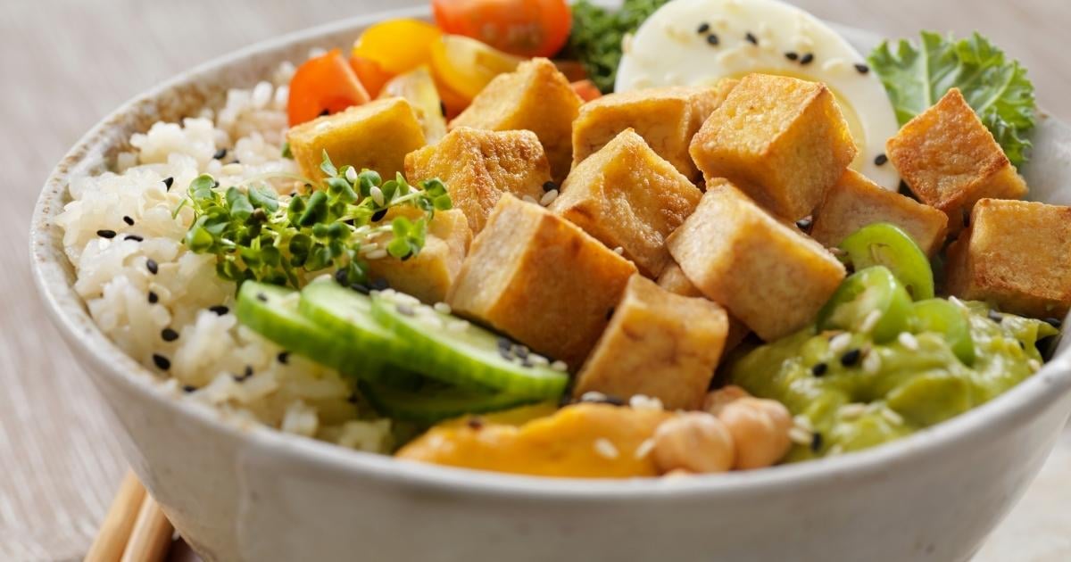 dive-into-autumn-with-trifecta-high-protein-vegan-meal-delivery-tofu-bowl 2