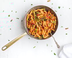 how-to-make-vegan-penne-arrabbiata