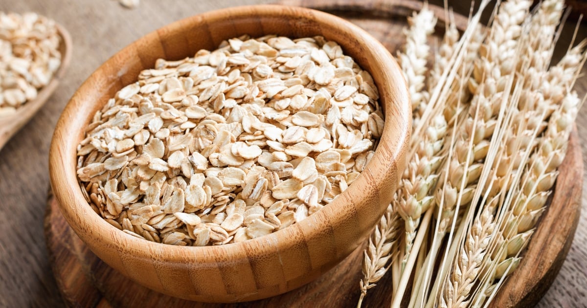 mamas-mighty-munchies-oatmeal-energy-bites-for-postpartum 6