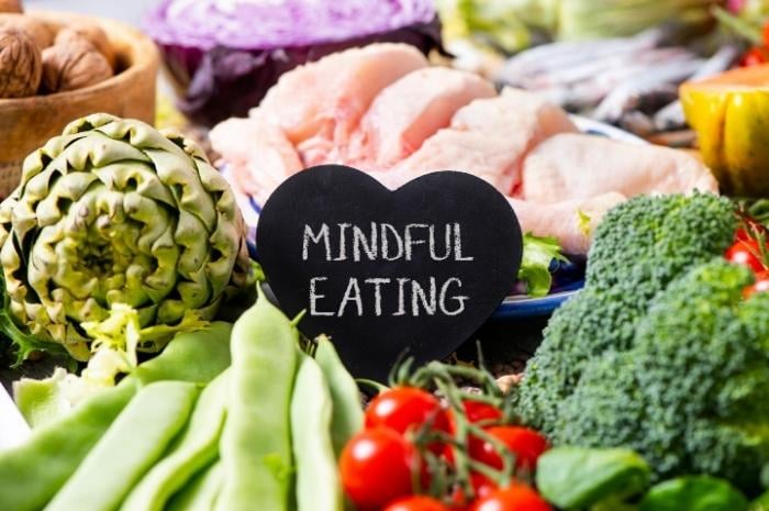 mindful-eating-and-healthy-food