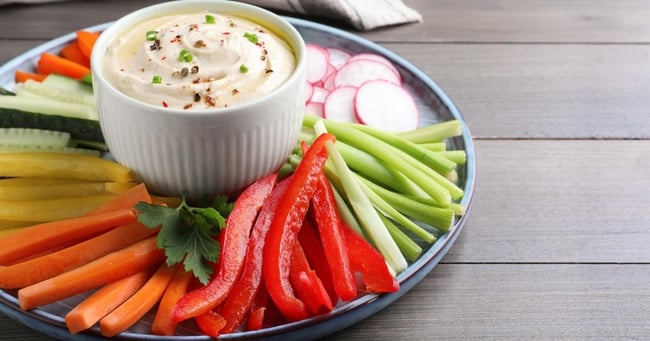 summer-snacking-nutritious-and-refreshing-options-for-on-the-go 4