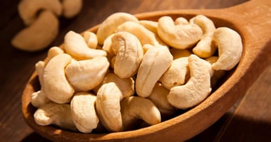 easy-and-delicious-garlic-rosemary-cashew-butter-for-a-healthy-heart