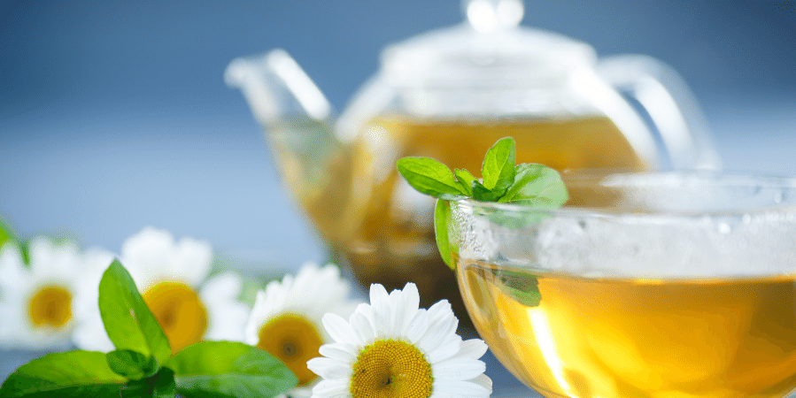 chamomile-tea-garnished-with-fresh-mint