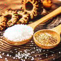 sea salt contaminated by plastics micro scale