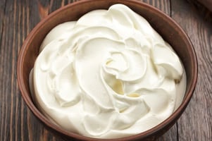 Vegan-Dairy-Free-Sour-Cream-With-Cashews
