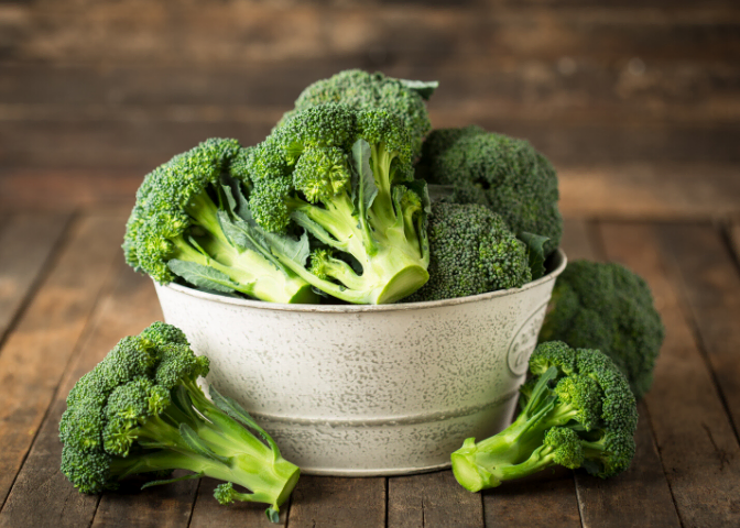 fresh organic raw broccoli blog image