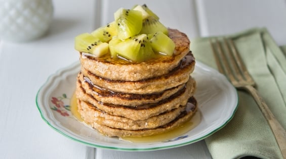 banana oat pancakes 2