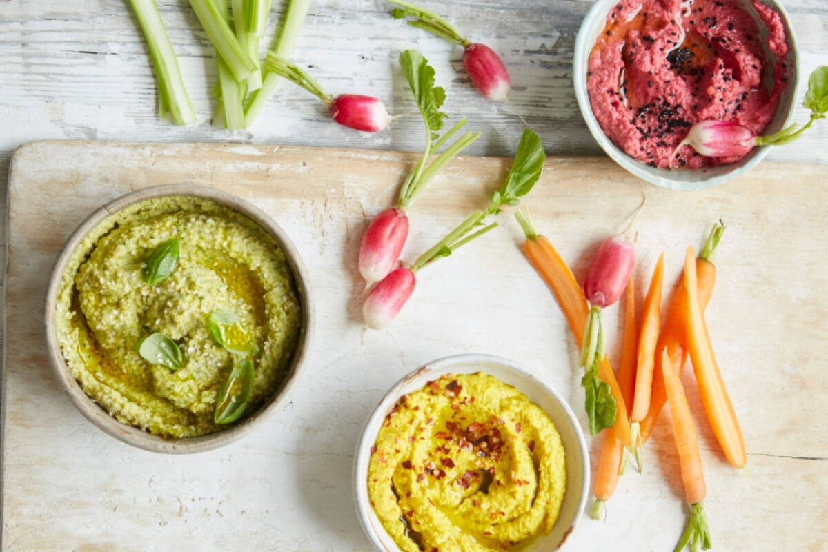 hummus-trio-beet-basil-turmeric 2